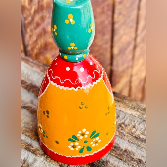 Handcrafted Artisan Peg Wood Doll - Picture 7 of 9